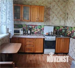 Дом 72м&sup2;, 2-этажный, участок 5 сот.  