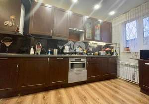 Дом 120м&sup2;, 2-этажный, участок 5 сот.  