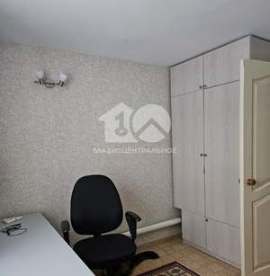 Дом 110м&sup2;, 2-этажный, участок 4 сот.  