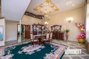 Коттедж 470м², 3-этажный, участок 5 сот.  