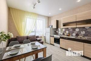 2-к квартира, посуточно, 65м2, 8/25 этаж