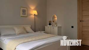 2-к квартира, посуточно, 65м2, 1/17 этаж