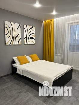 Студия квартира, посуточно, 30м2, 10/25 этаж