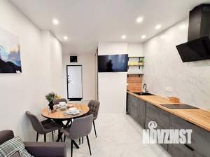 1-к квартира, посуточно, 46м2, 17/25 этаж