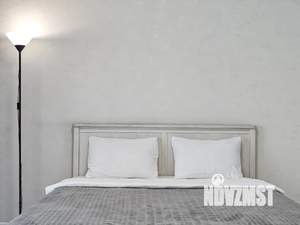 Студия квартира, посуточно, 31м2, 16/24 этаж