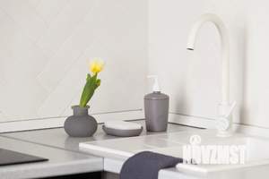 Студия квартира, посуточно, 41м2, 6/18 этаж