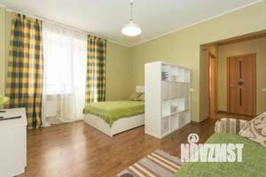 1-к квартира, посуточно, 38м2, 1/1 этаж