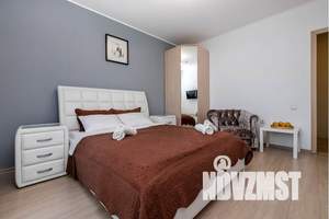 1-к квартира, посуточно, 40м2, 10/19 этаж