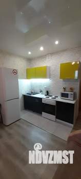Студия квартира, посуточно, 30м2, 10/18 этаж
