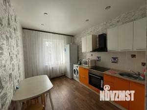 1-к квартира, посуточно, 45м2, 4/25 этаж