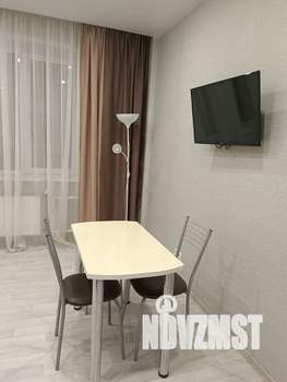 Студия квартира, посуточно, 25м2, 19/19 этаж