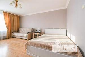 1-к квартира, посуточно, 34м2, 14/14 этаж