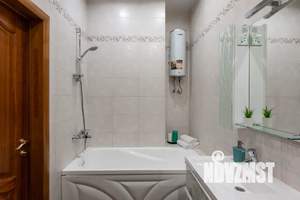 1-к квартира, посуточно, 40м2, 9/16 этаж