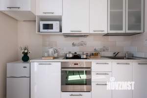 1-к квартира, посуточно, 40м2, 6/16 этаж