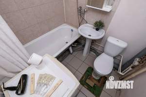 1-к квартира, посуточно, 42м2, 1/1 этаж