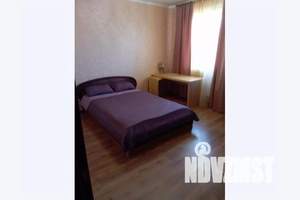 1-к квартира, посуточно, 38м2, 17/25 этаж