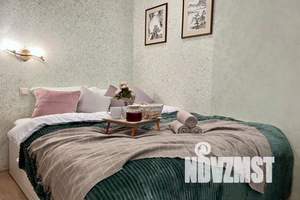 1-к квартира, посуточно, 40м2, 7/18 этаж