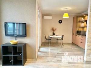 1-к квартира, посуточно, 35м2, 22/25 этаж