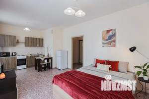Студия квартира, посуточно, 40м2, 8/17 этаж