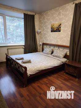 Студия квартира, посуточно, 32м2, 2/4 этаж