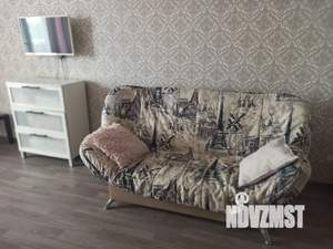 1-к квартира, посуточно, 32м2, 8/25 этаж