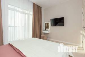 Студия квартира, посуточно, 41м2, 6/18 этаж