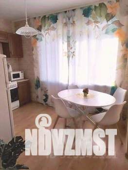 1-к квартира, на длительный срок, 51м2, 3/17 этаж