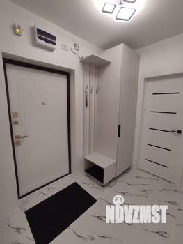 2-к квартира, посуточно, 42м2, 20/27 этаж