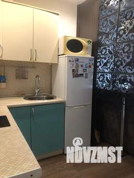 Студия квартира, посуточно, 45м2, 14/25 этаж