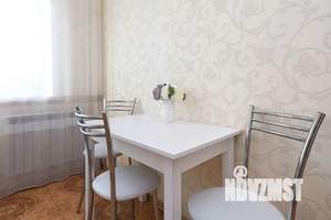 1-к квартира, посуточно, 44м2, 23/27 этаж