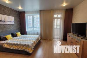 1-к квартира, посуточно, 37м2, 6/25 этаж