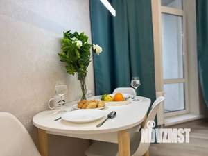 1-к квартира, посуточно, 38м2, 4/25 этаж