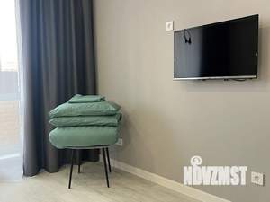 Студия квартира, посуточно, 28м2, 11/25 этаж