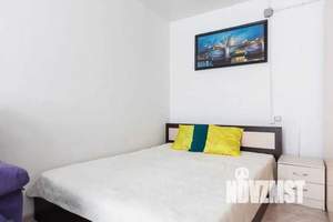 Студия квартира, посуточно, 30м2, 1/3 этаж