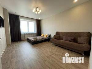 1-к квартира, посуточно, 42м2, 1/1 этаж