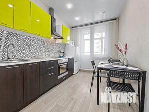 1-к квартира, посуточно, 42м2, 3/23 этаж