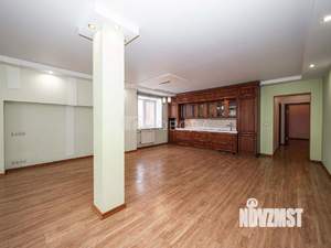 4-к квартира, на длительный срок, 140м2, 8/10 этаж
