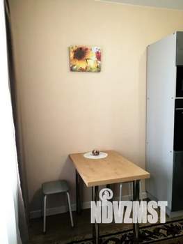 1-к квартира, посуточно, 40м2, 2/10 этаж