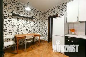 1-к квартира, посуточно, 42м2, 2/10 этаж