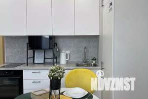 1-к квартира, посуточно, 38м2, 4/25 этаж
