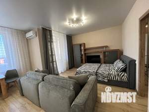 1-к квартира, посуточно, 37м2, 17/25 этаж