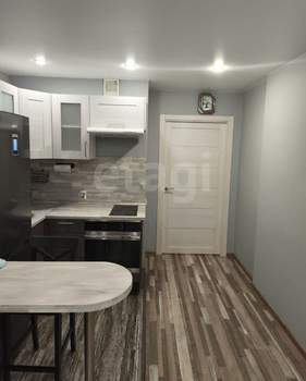 Студия квартира, на длительный срок, 28м2, 3/17 этаж