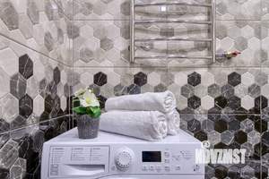 2-к квартира, посуточно, 42м2, 17/25 этаж