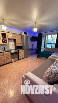 Студия квартира, посуточно, 32м2, 5/10 этаж