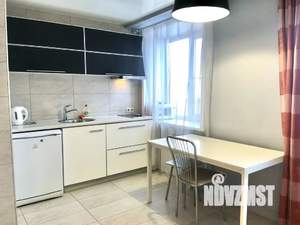 Студия квартира, посуточно, 35м2, 8/9 этаж