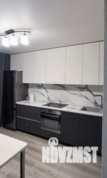 1-к квартира, посуточно, 40м2, 8/18 этаж