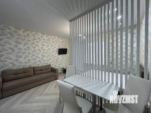 Студия квартира, посуточно, 30м2, 11/25 этаж