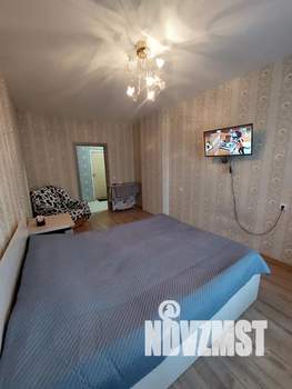 1-к квартира, посуточно, 38м2, 4/25 этаж