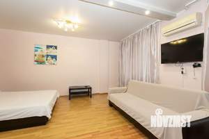 Студия квартира, посуточно, 42м2, 9/19 этаж