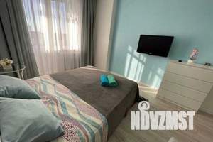 1-к квартира, посуточно, 41м2, 16/25 этаж